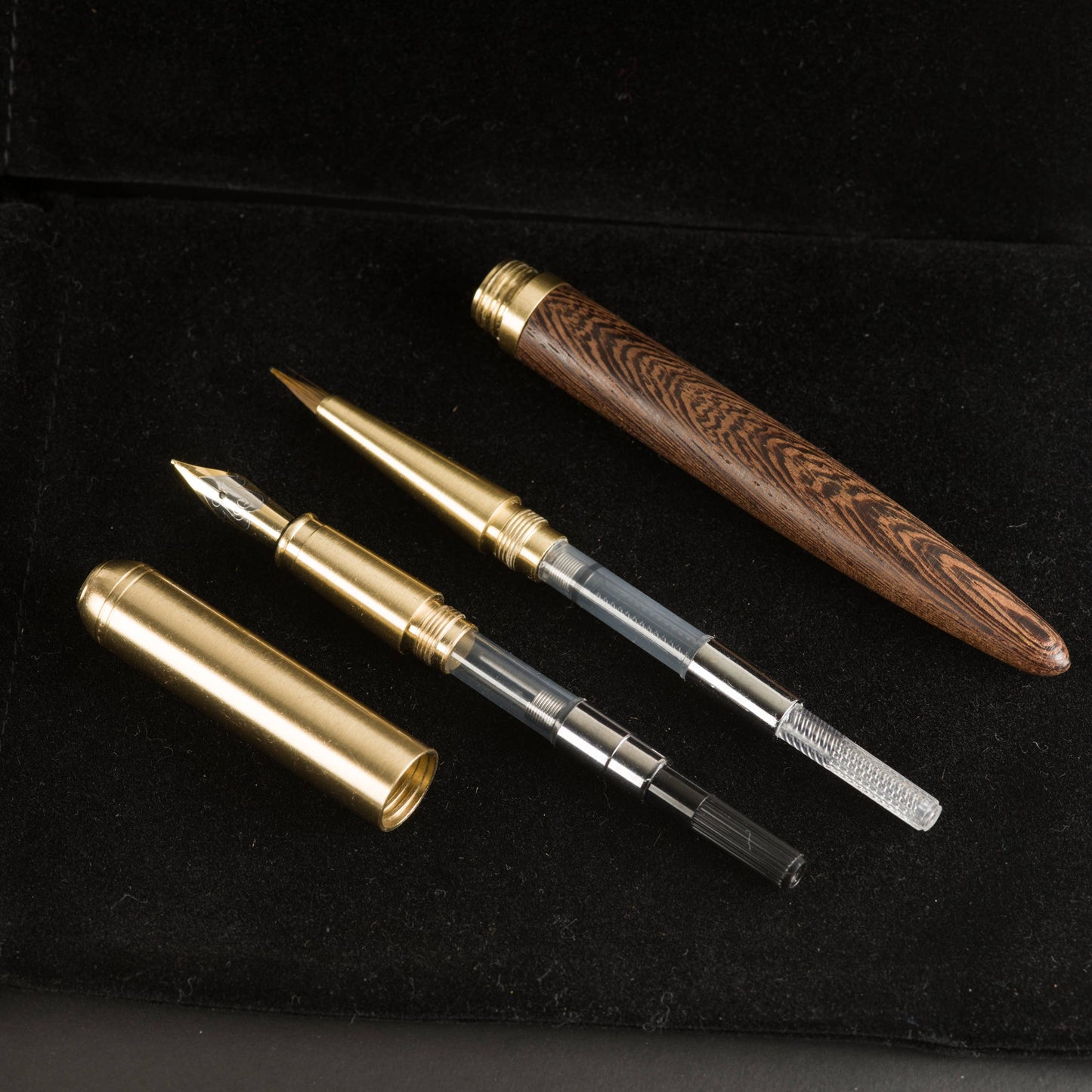 2-in-1 artisan-made wood fountain pen with calligraphy brush insert